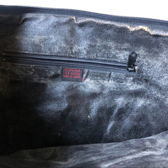 Vintage genuine eel skin shoulder bag purse with bow detail in black. - Picture 8 of 8